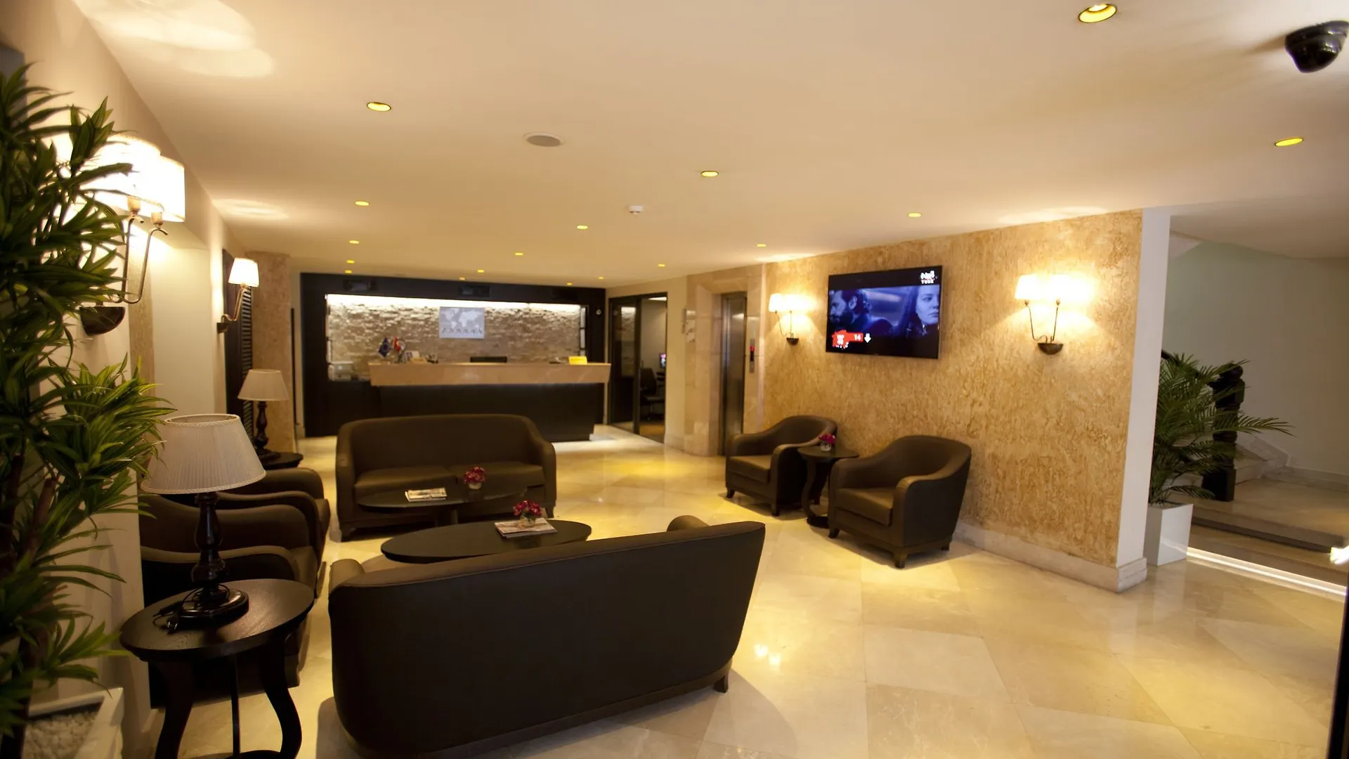 Grand Laleli Hotel location